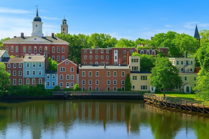 Local Cabinets Refinishing in Exeter, NH