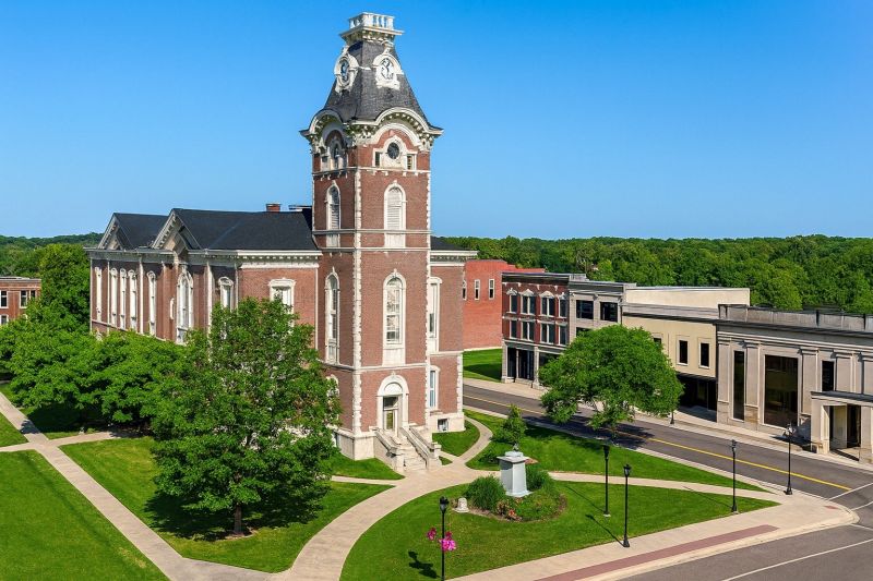 Local Cupboard Refinishing in New Castle, IN