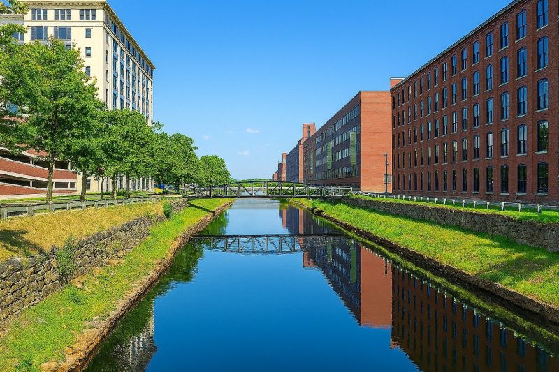 Local Kitchen Cabinet Refinishing in Lawrence, MA